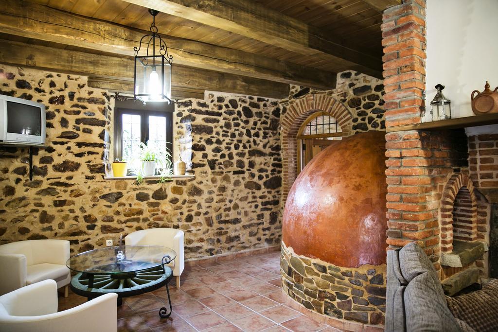 Hotel Rural El Habanero Destriana Exteriör bild